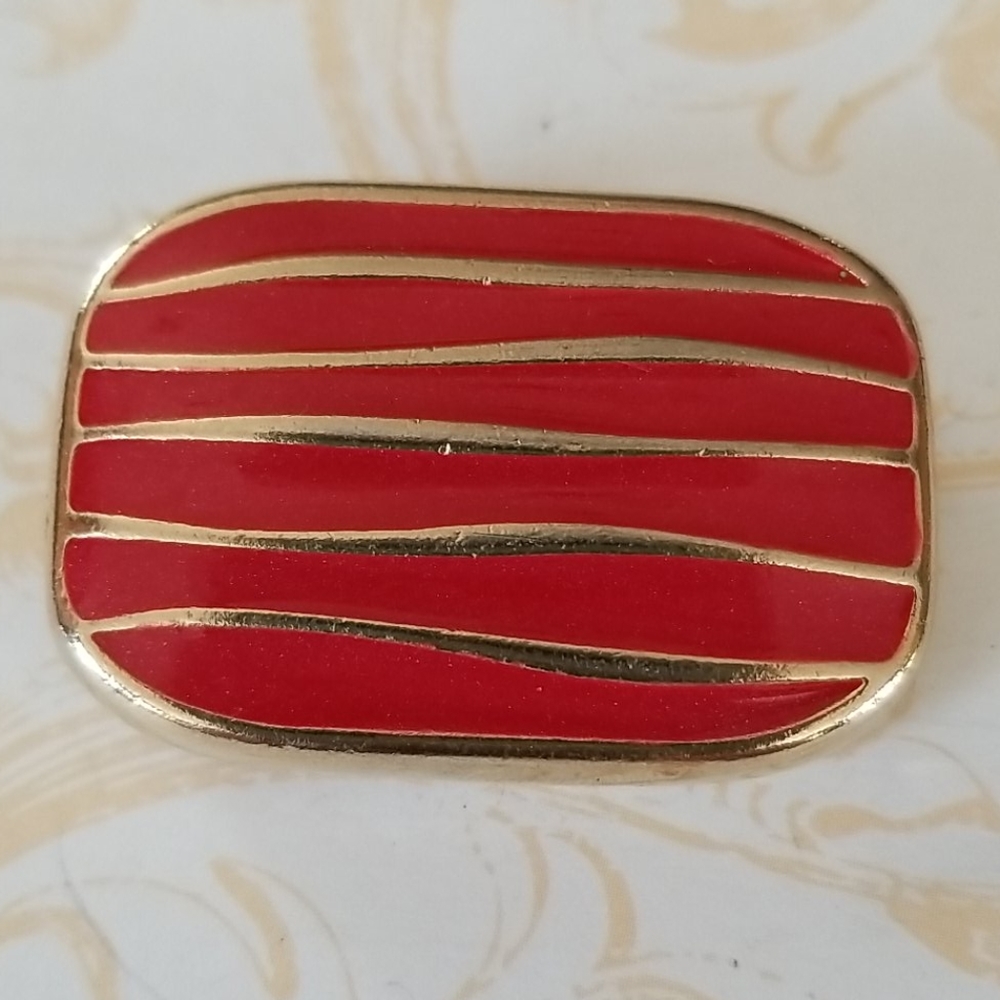 Vintage Red Enamel Gold Tone Brooch Pendant Pin - Picture 7 of 14